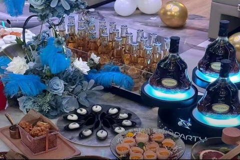 保山KTV招聘女营销 提供免费住宿和日结薪资